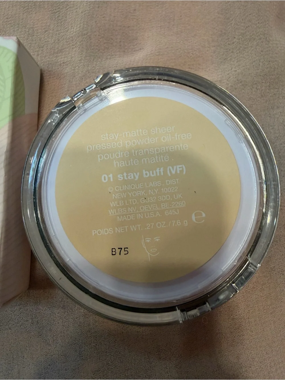 Clinique Stay-Matte Sheer Pressed Powder - 01 Stay Buff (VF)